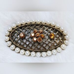 VTG Art Deco Goldtone Filigree Faux Pearl Amber Rhinestone Studded Oval Brooch